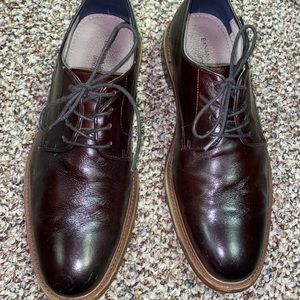 Banana Republic leather dress shoes